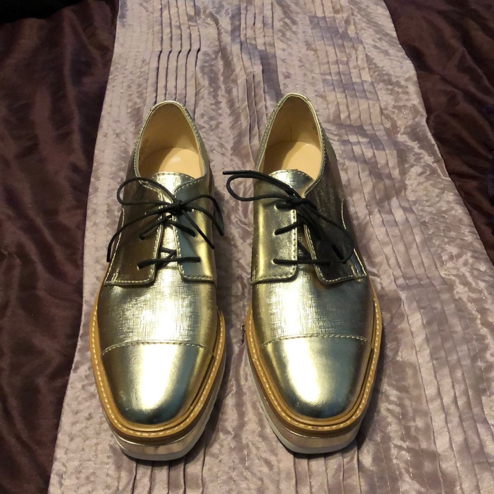 Gold Nine West shoes